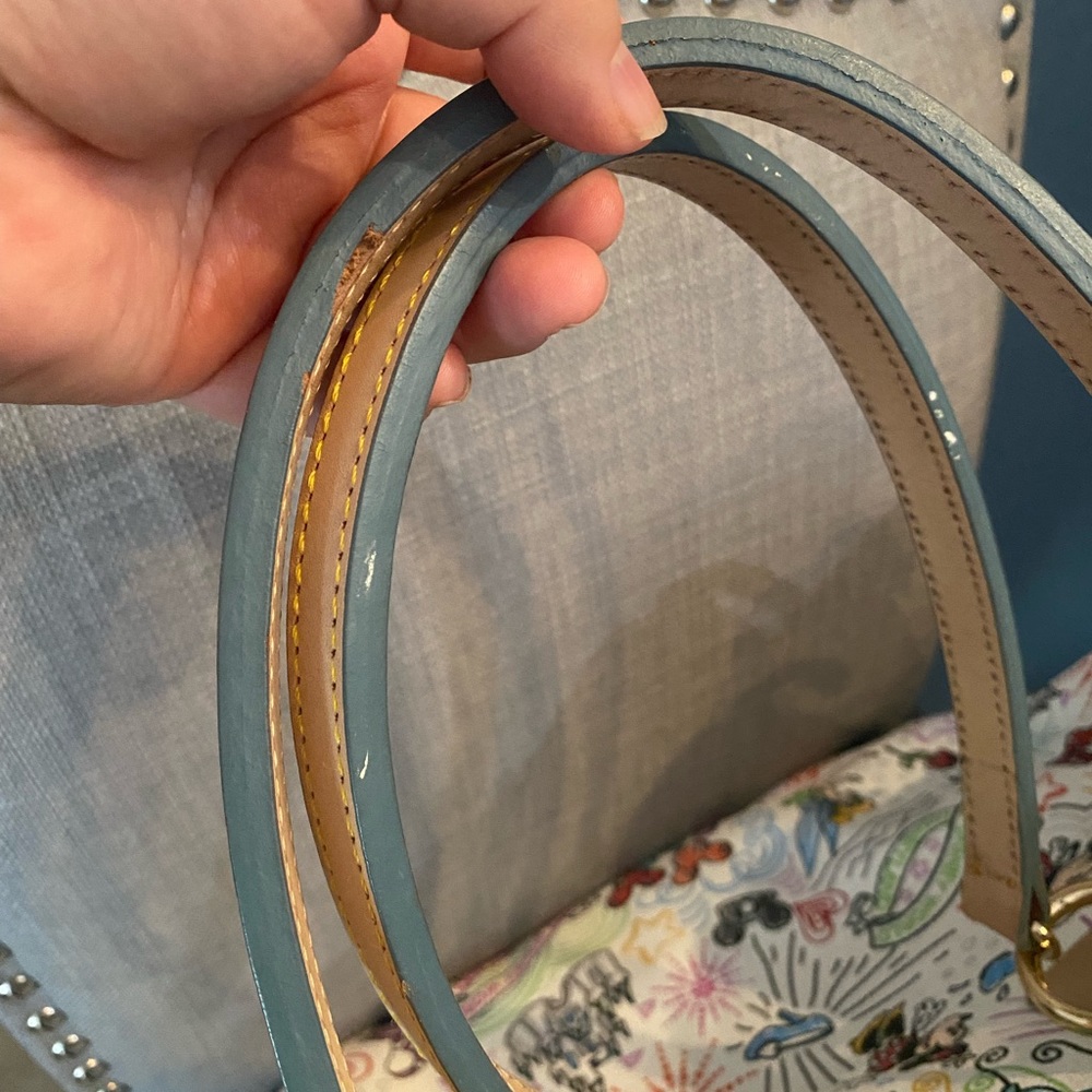 Disney sketch Dooney and Bourke large tote - Picture 5 of 9